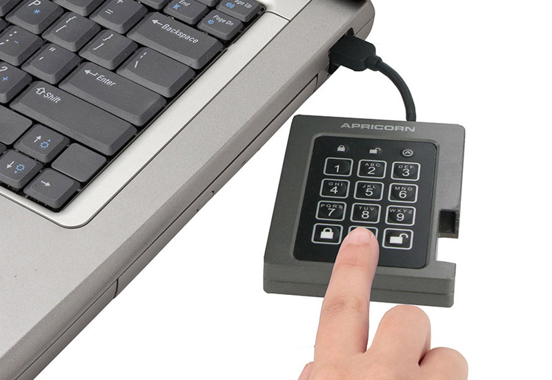 Apricorn Aegis Padlock SSD 1TB FIPS140-2 Level2認定取得データセキュリティ|ASSD-3PL256-1TBF - 画像 (2)